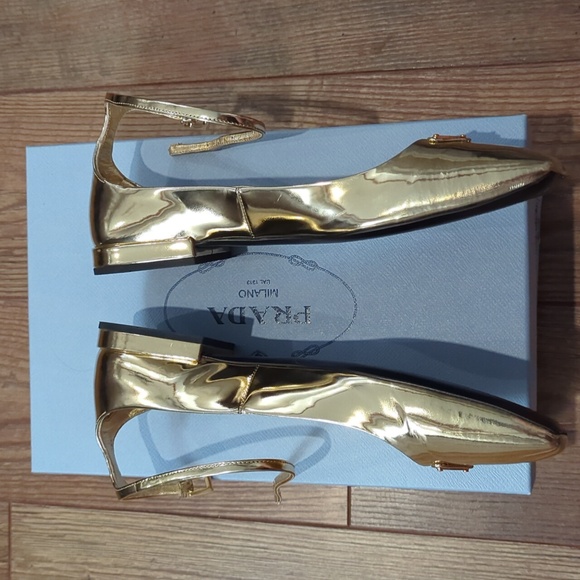 Prada Ballet Flats Gold Leather - Picture 2 of 11